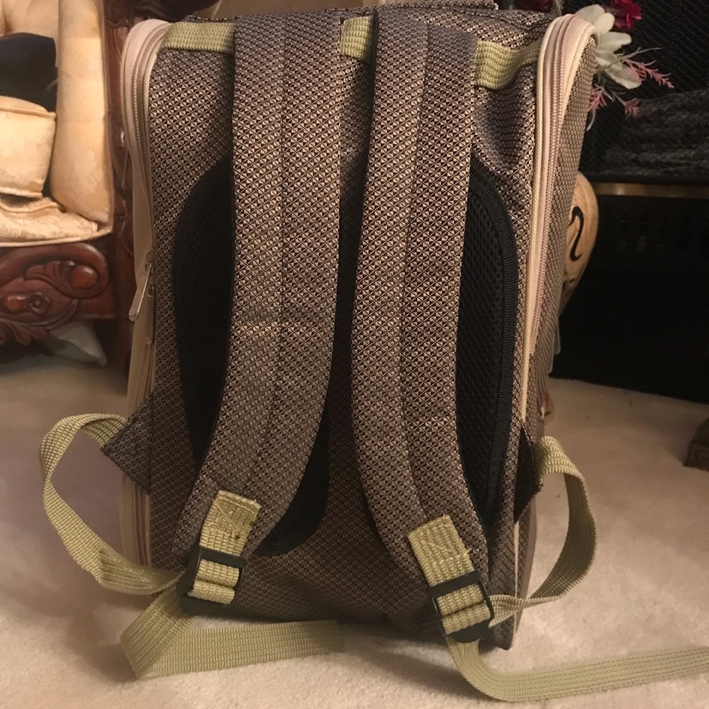 Picnic Basket Backpack - Picture 4 of 9